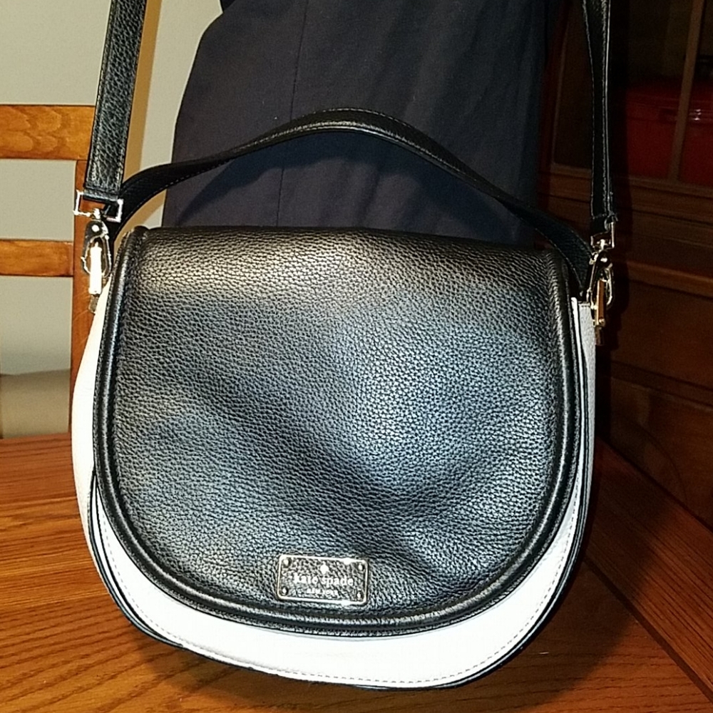 kate spade Oliver St. Lilly Crossbody Bag